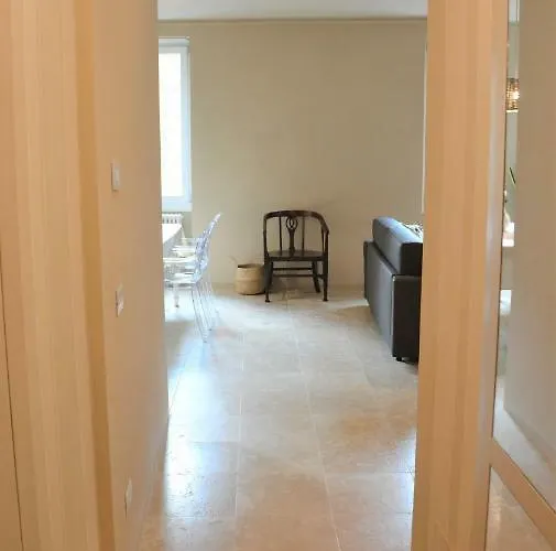 La Casa Di Tito - * Como